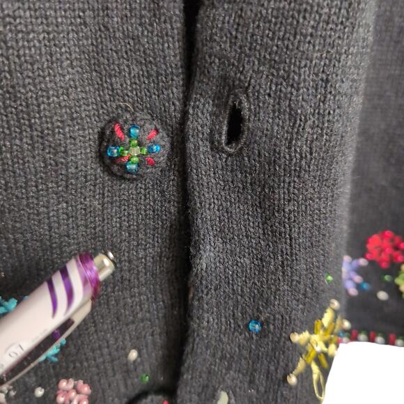 Vintage Collage Christmas Sweater Snowflakes Snowmen Size M - Picture 11 of 15